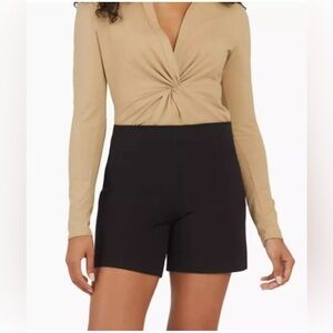Spanx Women's On-the-Go Polished 6" Shorts Classic Black 20370R size Large L